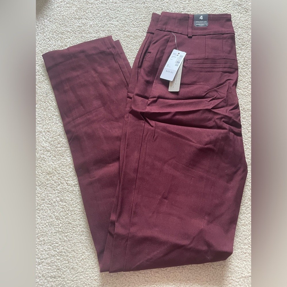 Reitmans Iconic Straight Leg Mid-Rise Pants in Deep Red